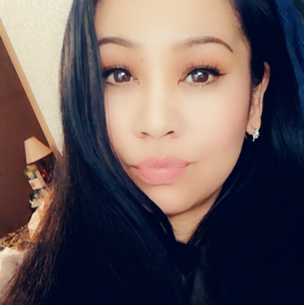 Meet your Posher, Chrysa